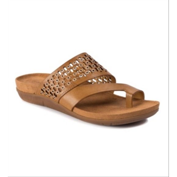 baretraps soozie sandals